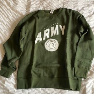 Go Clean Co sweatshirt Womens never worn! Size Medium